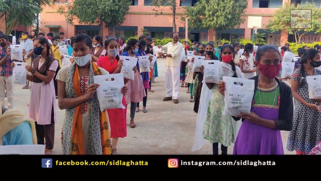 Bhaktarahally Sidlaghatta Covid sanitisation Kit Distribution School Kids