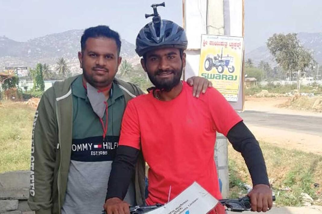 Cyclist D T Sudarshan Sidlaghatta Visit