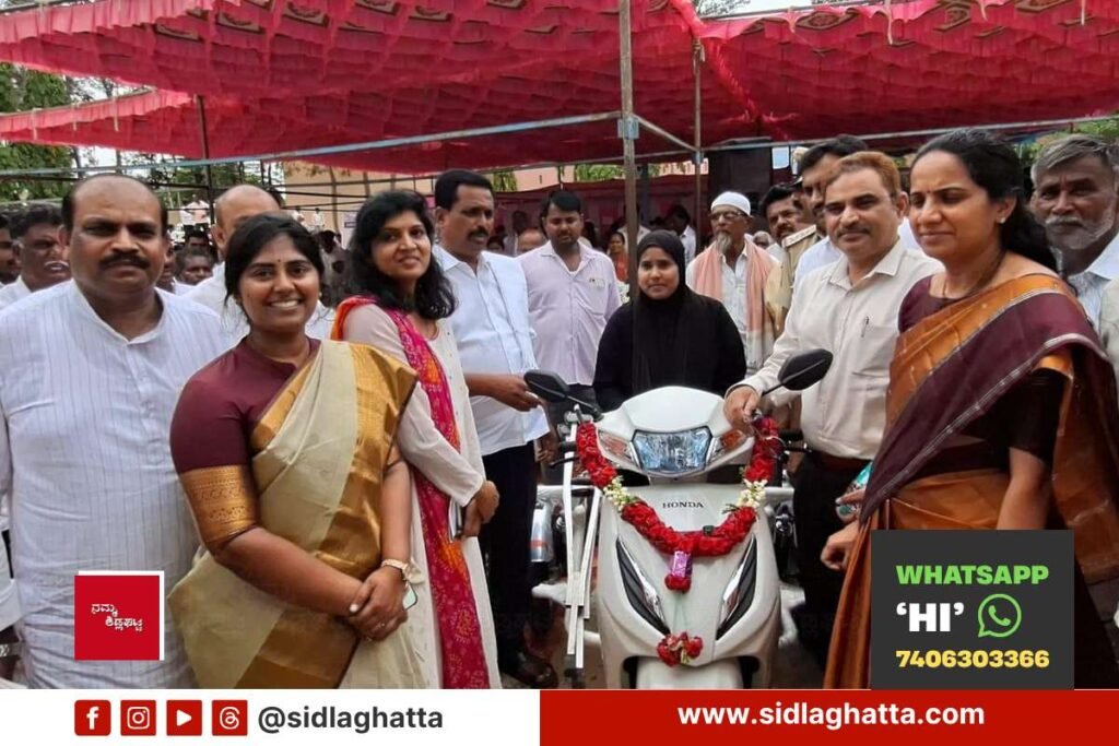8 ದಿನಗಳಲ್ಲಿ ಅರ್ಜಿ ಇತ್ಯರ್ಥಪಡಿಸಿ: ಬಶೆಟ್ಟಿಹಳ್ಳಿ ಪ್ರಜಾಸೇವಾ ಆಂದೋಲನದಲ್ಲಿ ಶಾಸಕ ರವಿಕುಮಾರ್ ಸೂಚನೆ