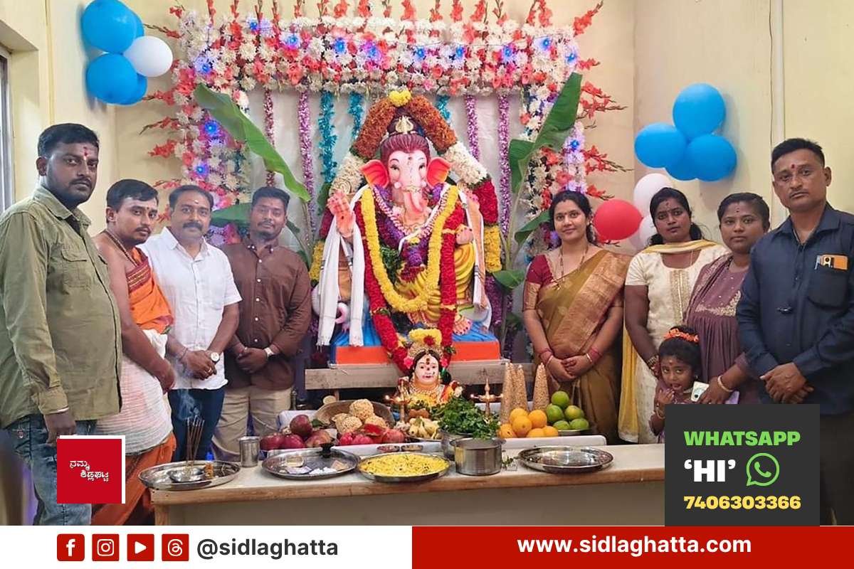 ನಗರಸಭೆ ಕಚೇರಿ, ನ್ಯಾಯಾಲಯದಲ್ಲಿ ಗಣೇಶ ಮೂರ್ತಿ ಪ್ರತಿಷ್ಠಾಪನೆ, ವಿಶೇಷ ಪೂಜೆ